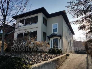 Main picture of 2002 Grasmere Dr