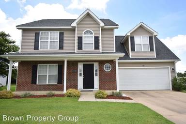 Main picture of 161 Fairfield Cir