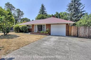 Main picture of 1601 SE 174th Ave