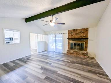 Main picture of 130 Elmview Ln