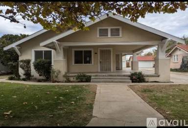 Main picture of 812 N St
