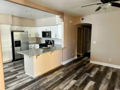 Main picture of Oak Creek Villas