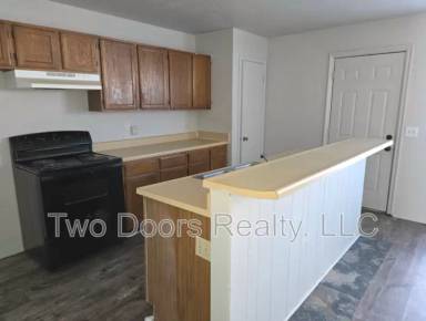 Main picture of 1303 Eastgate Dr