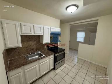 Main picture of 3833 N 16th St