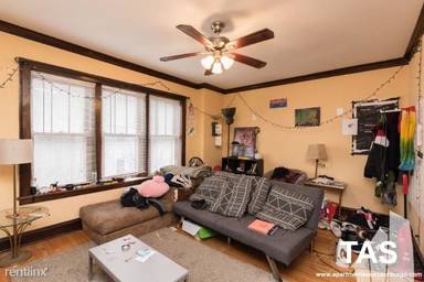 Main picture of 3128 N Spaulding Ave