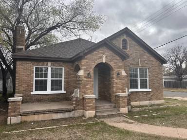 Main picture of 1925 26th St