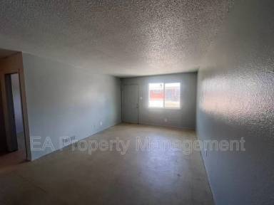 Main picture of 423 Dallas St SE