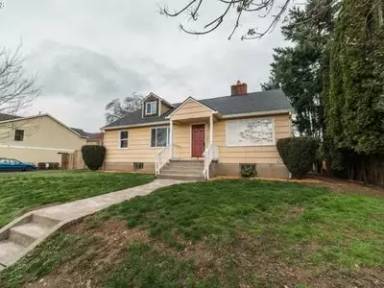 Main picture of 1515 SE 8th Ave