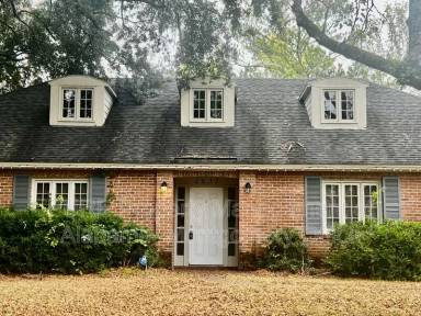 Main picture of 2632 Oxford Dr