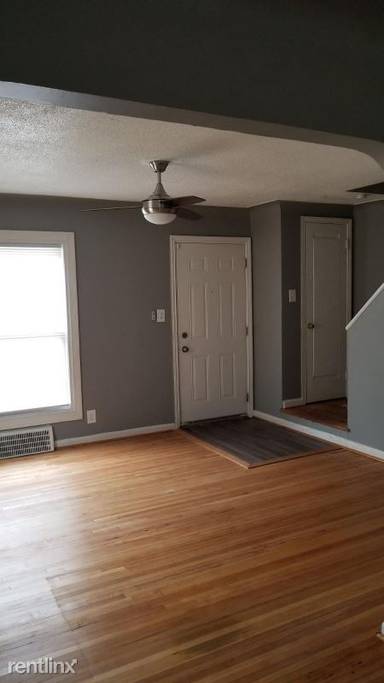 Main picture of 9356 Evergreen Ave