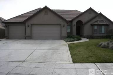 Main picture of 4025 W Kadota Ave