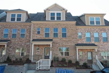 Main picture of 3300 Reagan Way