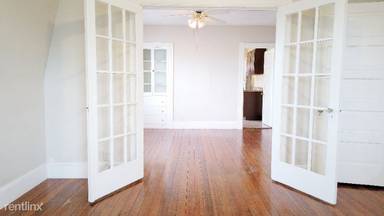 Main picture of 23 Hollis Ave