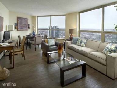 Main picture of 540 W Madison St