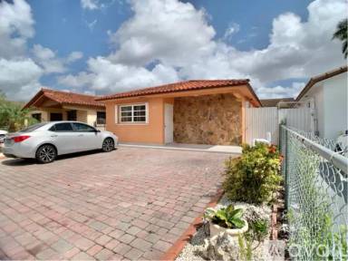Main picture of 6411 W 22nd Ct