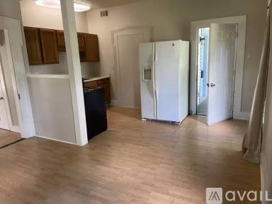 Main picture of 603 McCarthy St