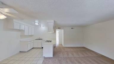 Main picture of 533 N Tustin Ave