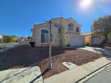 Main picture of 381 Grandover Ct
