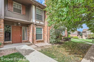 Main picture of 3855 S Monaco Pkwy