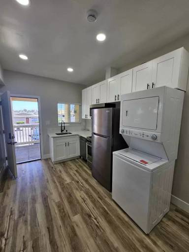 Main picture of 4136 Georgia St
