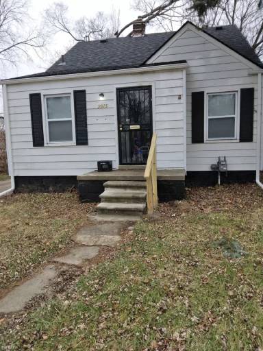 Main picture of 9915 Artesian St