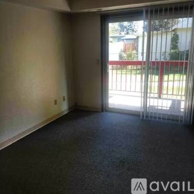 Main picture of 115 W Ogden Ave
