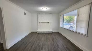 Main picture of 410 Dogwood Dr