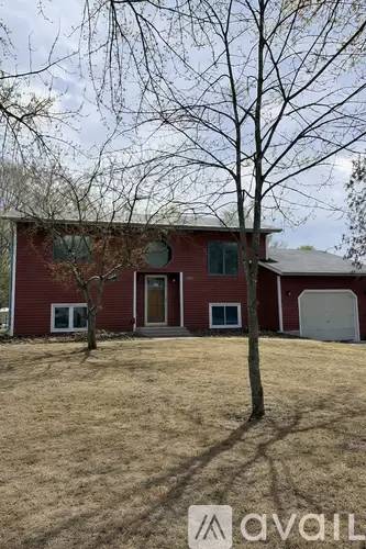 Main picture of 1020 Benedict Dr