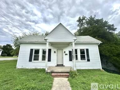 Main picture of 1335 Washington Ave