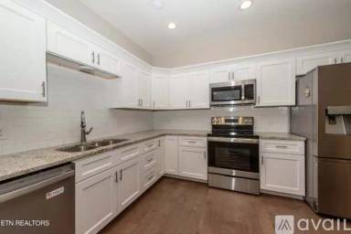 Main picture of 814 McCammon Ave