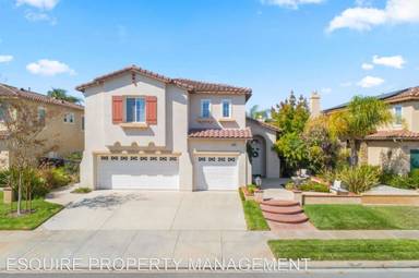Main picture of 1722 Avenida Navidad