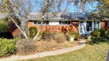 Main picture of 370 Princeton Dr