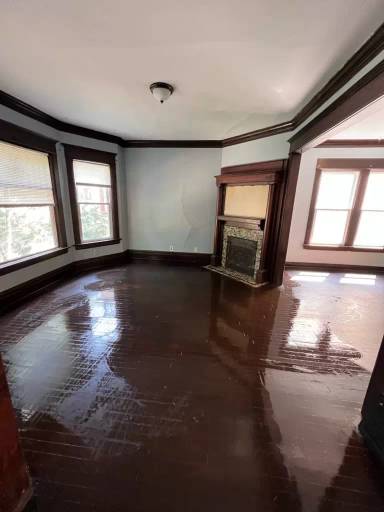 Main picture of 801 S 32nd St