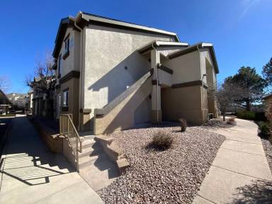 Main picture of 3780 Riviera Grv
