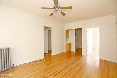 Main picture of 3910-28 N Pine Grove Ave