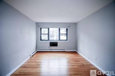 Main picture of 3160 N Cambridge Ave