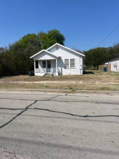 Main picture of 708 E 12th Ave