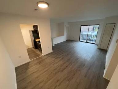 Main picture of 766 S East Ave