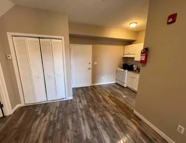 Main picture of 112 Gregory Ave