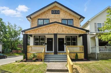 Main picture of 889 E Livingston Ave