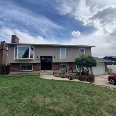 Main picture of 3135 Vickers Dr