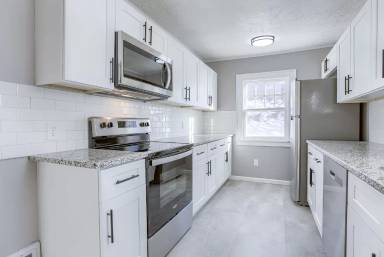 Main picture of 3047 Stone Ave