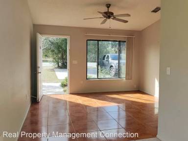 Main picture of 7235 Sky Ct