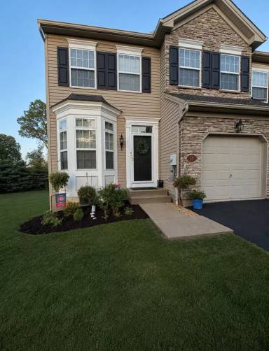 Main picture of 18 Hillside Ct N