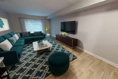 Main picture of 106 Kensington Dr