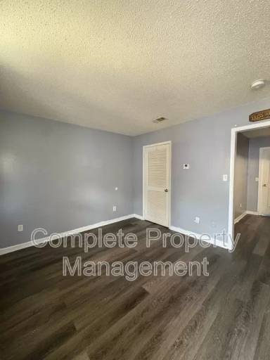 Main picture of 409 Oporto Madrid Blvd S