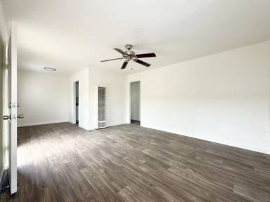 Main picture of 310 Washington St