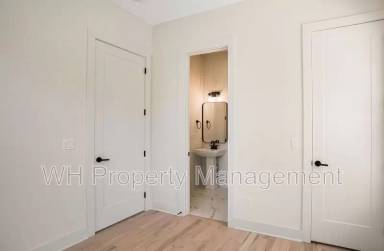 Main picture of 1748 16th Ave N