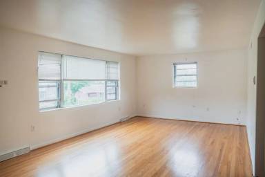 Main picture of 814 N Saint Lucas St
