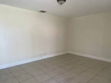 Main picture of 2830 Avenue S
